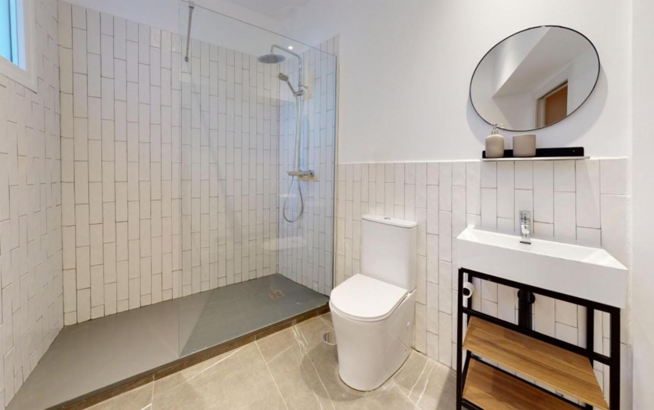 Bright Ensuite Rooms In Madrid, Sk Esterno foto